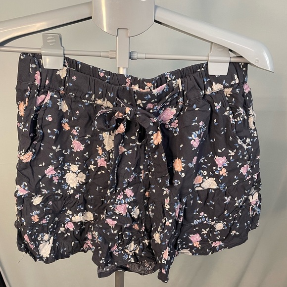 EUC SO Goods for Life Drawstring Shorts-Size L - Picture 1 of 9